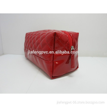 Newest quilted cosmetic bag with personalized color and logo
